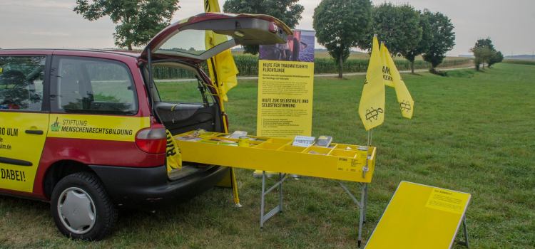 “Rollender Infostand” des Bündnis Menschenrechtsbildung e.V. gestohlen